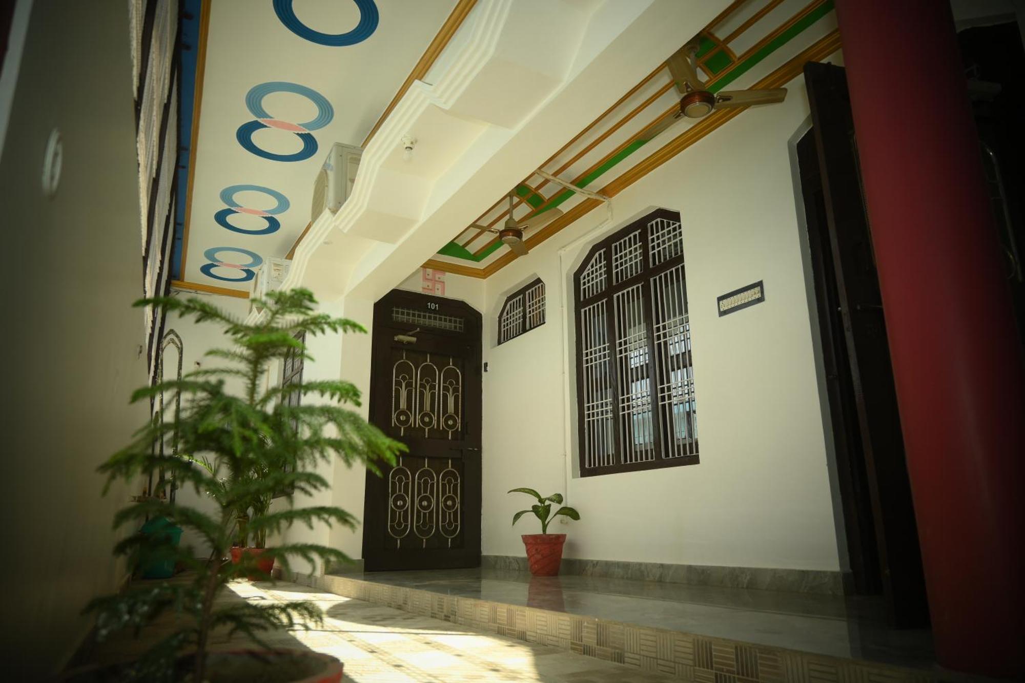 Shri Narayanam Guest House And Home Stay Ayodhya Eksteriør bilde